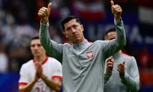 Левандовскини машҳур клубга ўтишга кўндиришяпти