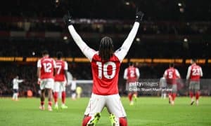 Эзе АПЛда юбилей хет-трик муаллифи бўлди