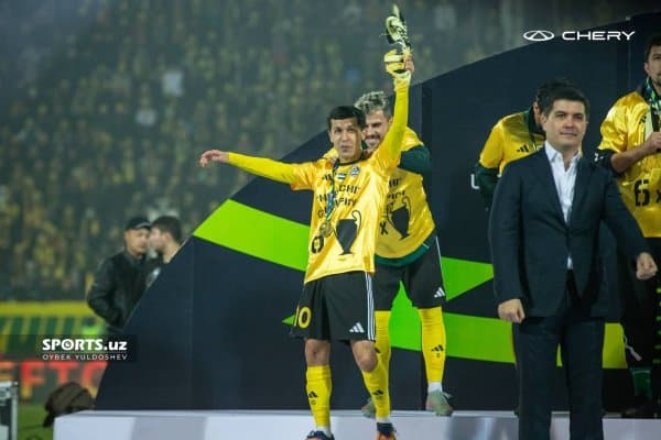 Йилнинг энг яхши футболчиси совринига номзодлар эълон қилинди