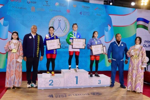 “Президент Олимпиадаси”. -49 кг да ўсмир қизлар ўртасида оғир атлетика баҳслари якунланди