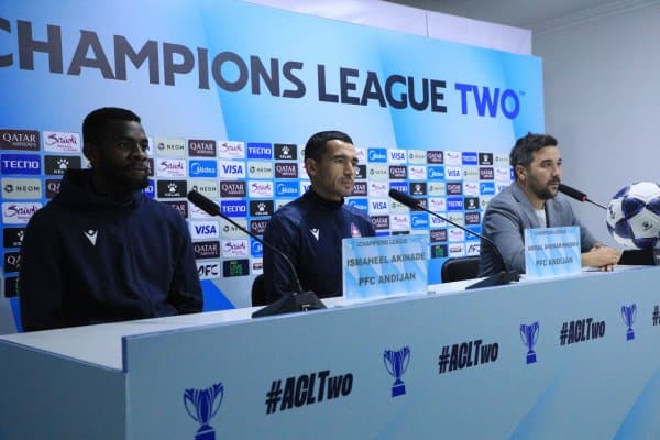 Акмал Шораҳмедов: "Рақибга қараб 0:0 ўйнайвергандан кўра таваккал қилиш пайти ҳам келди"