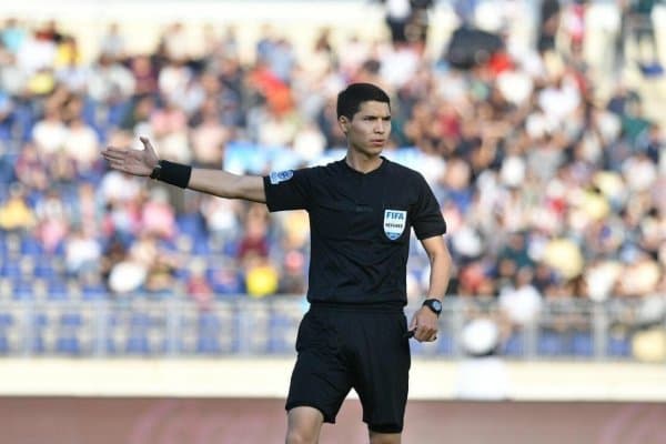 Про лигага ўтиш ўйинида ишлайдиган ҳакамлар маълум