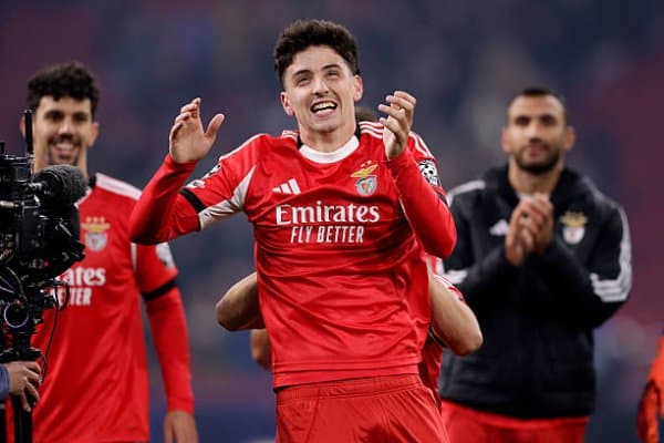 ЕЧЛ. "Бенфика" "Аякс"дан устун келди, "Галатасарай" эса "Юнион"га енгилди 