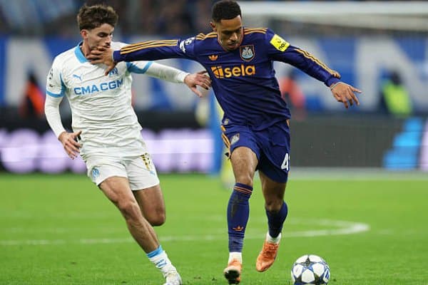 ЕЧЛ. "Марсель" Обамеянгнинг дубли эвазига ғалаба қозонди. "Боруссия Дортмунд" эса "Вильярреал"ни таслим этди 