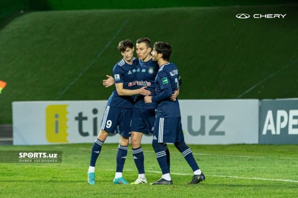 Суперлига. Йилнинг энг яхши футболчиси мукофоти учун "Пахтакор" етакчиси рўйхатдан чиқарилди