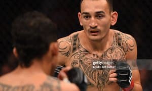 Макс Холлоуэй бразилиялик билан реванш ўтказмоқчи!