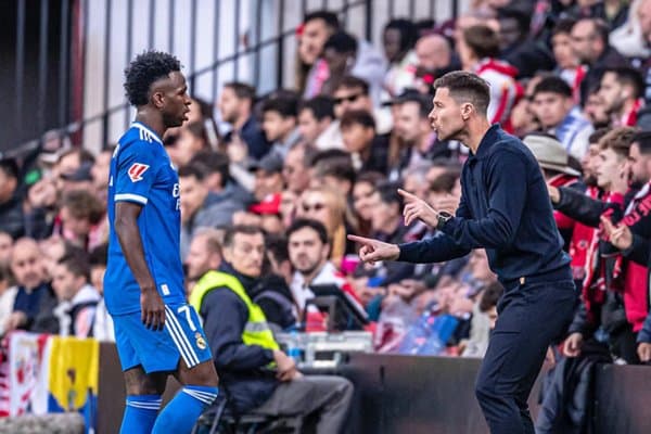 “Реал”да зиддият юзага келди, футболчилар Алонсога қарши боряпти