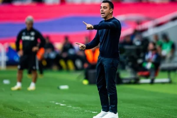 Хави Эрнандесга икки суперклубда иш бор