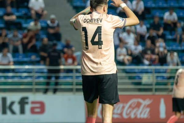 Суперлиганинг энг яхши ёш ва хорижлик футболчилари маълум бўлди