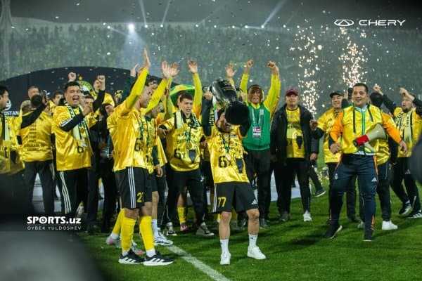 "Нефтчи" футболчиси "Бунёдкор"га ўтди