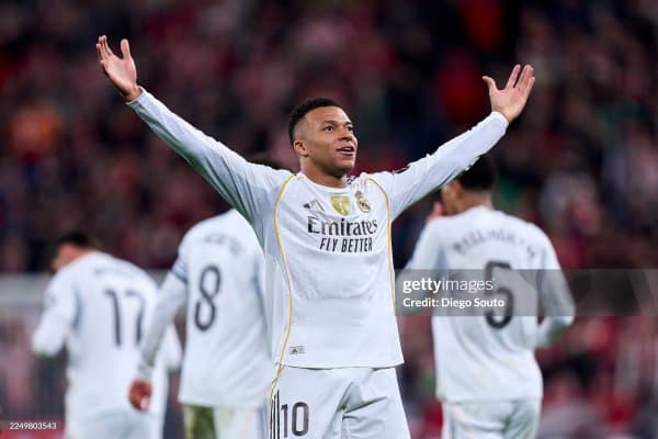 Мбаппе Роналдуни ортда қолдирмоқчи