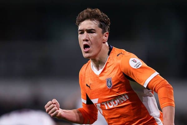 Туркия Суперлигаси. "Истанбул Башакшеҳир" - "Фенербахче": Шомуродов ва Файзуллаев бугун ҳам биргаликда ҳаракат қиладими? 