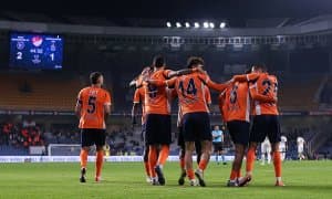 Туркия Суперлигаси. "Истанбул Башакшеҳир" - "Фенербахче": Шомуродов ва Файзуллаев асосийдами? 