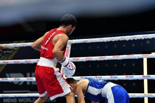 Шодиёржон Мелиқўзиев ҳам чорак финалда!