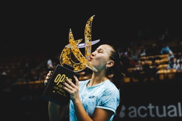 Камилла Раҳимова Ўзбекистон байроғи остида нуфузли WТА 125 турнирининг ғолиби бўлди