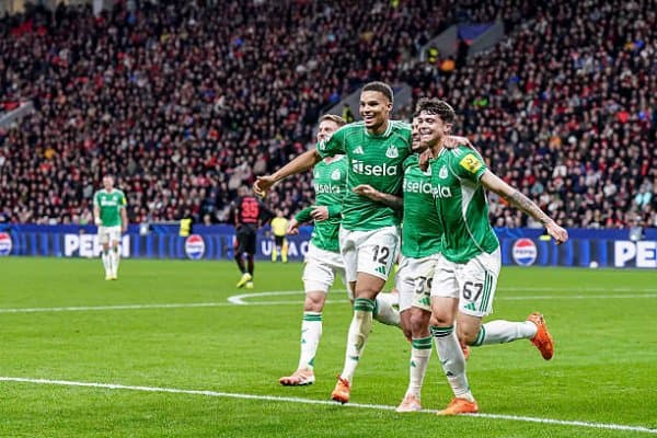 ЕЧЛ. "Байер" - "Ньюкасл" ва "Боруссия Дортмунд" - "Будё-Глимт" тўқнашувида жанговар дуранглар қайд этилди 