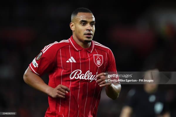 "Реал" ва "Челси" "Ноттингем" ҳимоячисига қизиқиш билдирмоқда