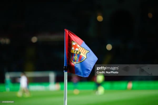 "Барселона" мисрлик футболчини кузатиб бормоқда