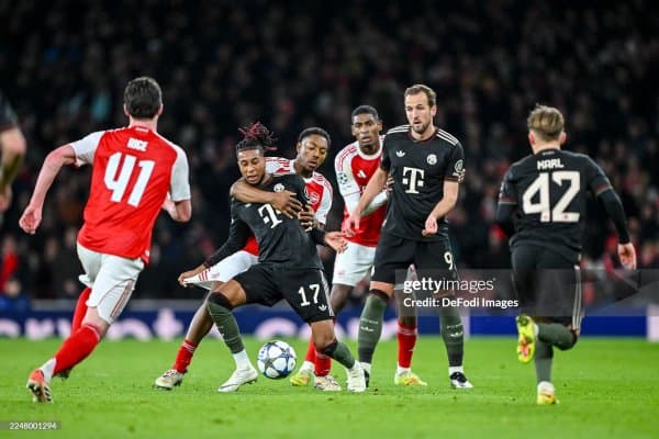 АПЛ грандлари "Бавария" юлдузи учун 100 миллион евро беришга тайёр