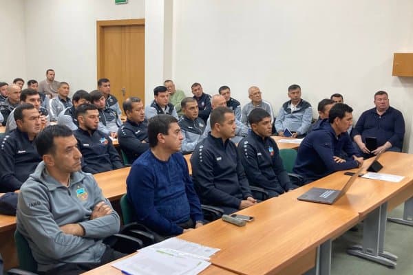 "Бунёдкор" раҳбарияти клуб академиясининг йил сарҳисобини ўтказди ва аёллар жамоасини тақдирлади 