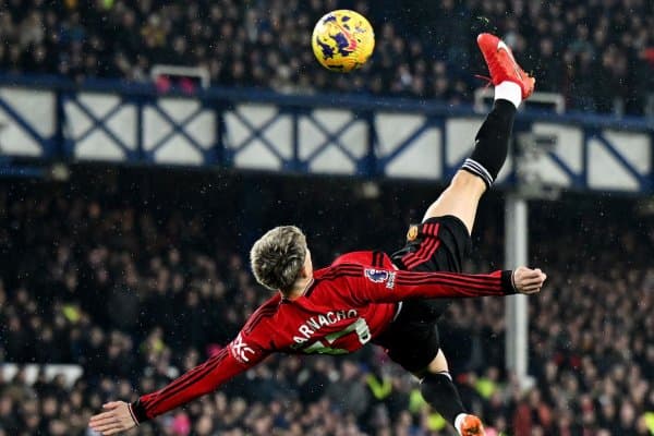 Манчестердан кетганимга афсусланмайман!