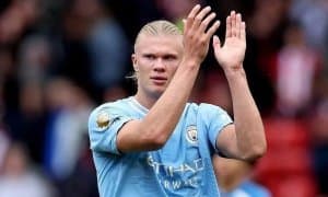 Xoland ikki to‘purarga tan berdi