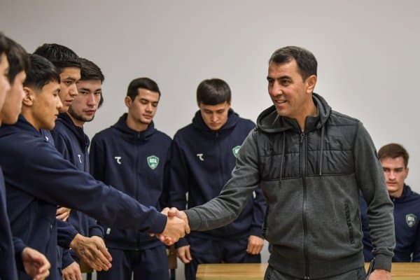ЎФА раҳбарияти Ўзбекистон U21 терма жамоаси билан учрашди