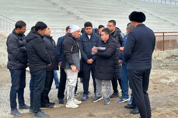 ЎзПФЛ раҳбарияти янги ташкил этилаётган "Гулистон" клуби ва унинг стадионини ўрганди ёхуд Сирдарёга катта футбол қайтмоқда