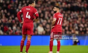 Ван Дейк: "Барчамиз Салоҳни қолишини истаймиз, лекин..."