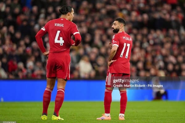 Ван Дейк: "Барчамиз Салоҳни қолишини истаймиз, лекин..."