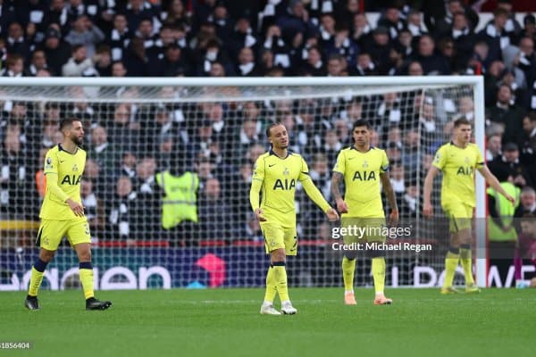 АПЛ. "Тоттенхэм" "Ноттингем Форест"дан 3 та жавобсиз гол қабул қилиб олди