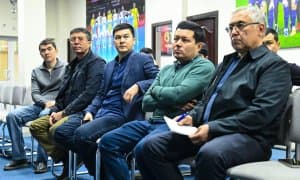 Футбол шарҳловчилари учун янги ўйин қоидалари бўйича махсус семинар ўтказилди