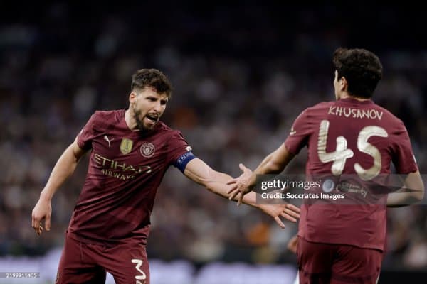 "Манчестер Сити" марказий ҳимоячи чизиғида ўзгаришларга қўл урмоқчи