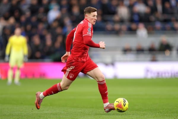 АПЛнинг марказни зўр ушлайдиган уч футболчиси аниқланди