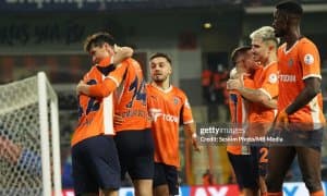 "Башакшеҳир"нинг "Галатасарой"га қарши тахминий таркиби маълум