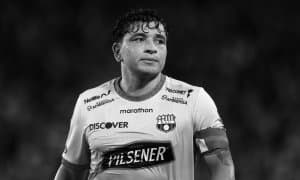 "Барселона" ҳимоячиси қуролли ҳужум натижасида вафот этди 