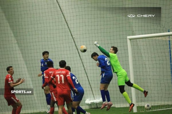 Ўзбекистон U21 - "Андижон" ўртасидаги баҳсдан галерея