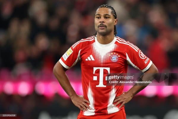 Гнабри "Бавария" билан шартномани янгилайди