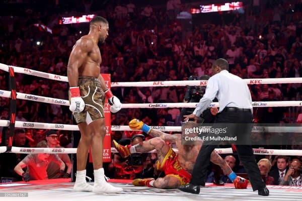 Энтони Жошуа Жейк Полни янчиб ташлади!