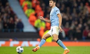 Ҳусанов оз муддат ўйнаган бўлса-да, қандай статистика қайд этди?   