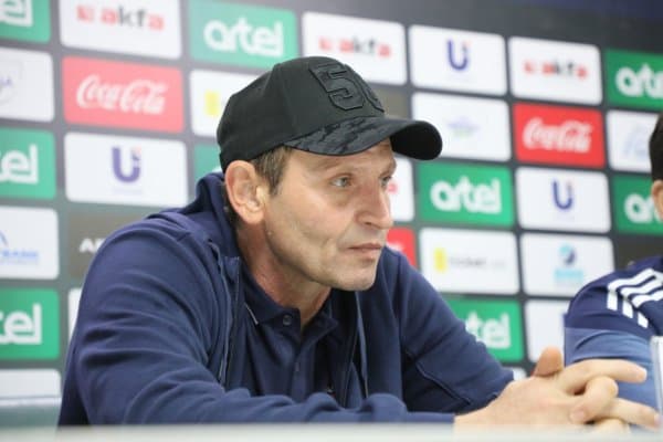 "Бухоро" Хомяков билан шартномани 2 йилга узайтирди