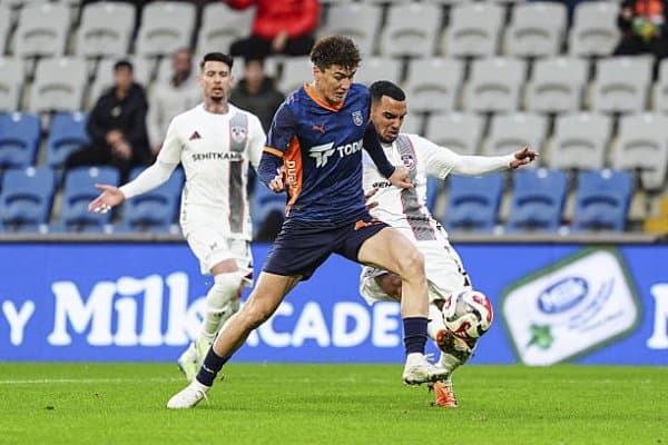 Нури Шахин: "Биз Шомуродов каби тажрибали футболчини ёки Файзуллаевдек истиқболли ўйинчиларни жамоага жалб этамиз" 