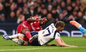 Ван де Вен Исакдан узр сўраганини тасдиқлади