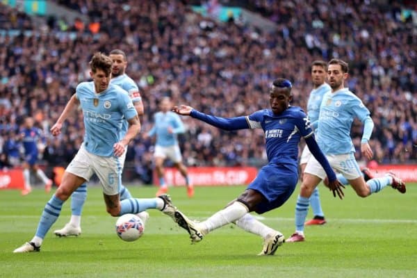 Бу жамоа Англия чемпиони бўлолмайди