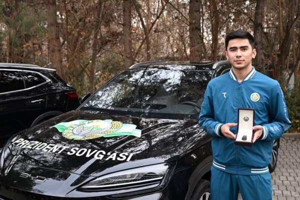 Чемпионларга Президент совғалари топширилди