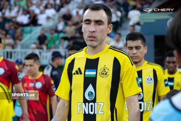 "Нефтчи" Фаррух Сайфиев билан шартномани узайтирди