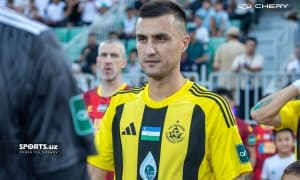 "Нефтчи" яна бир етакчиси билан шартномани узайтирди