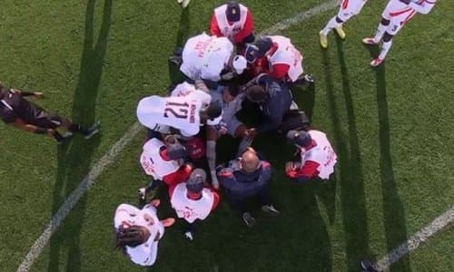 Терма жамоа дарвозабони ўйин вақти ҳушидан кетди