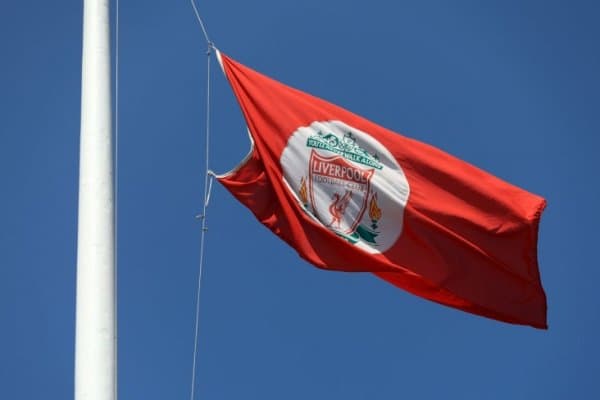 “Ливерпуль” ва Англия термасида ўйнаган машҳур ҳужумчиси беш йилга қамалиши мумкин