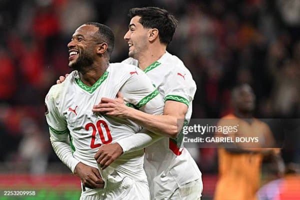 Африка Миллатлар кубоги. Марокаш йирик ҳисобда зафар қучиб, плей-оффга чиқди. Миср эса дуранг ўйнади 